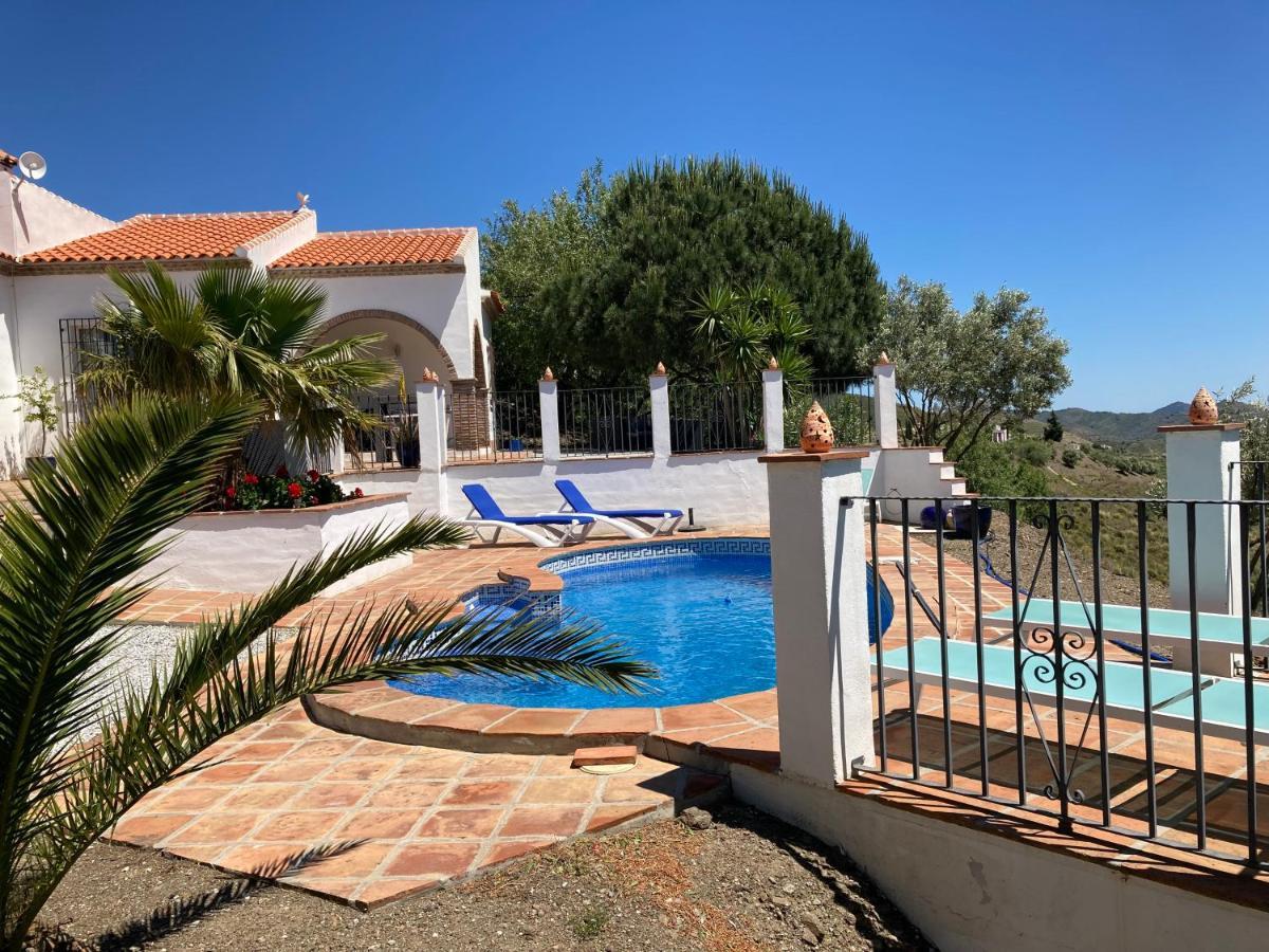 Casa Soleada Holiday Fully Private Villa Канильяс-де-Асеитуно Экстерьер фото