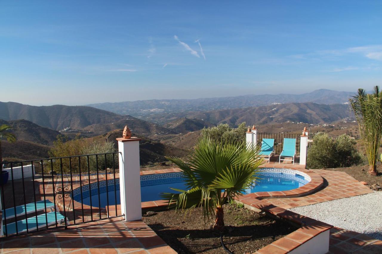 Casa Soleada Holiday Fully Private Villa Канильяс-де-Асеитуно Экстерьер фото