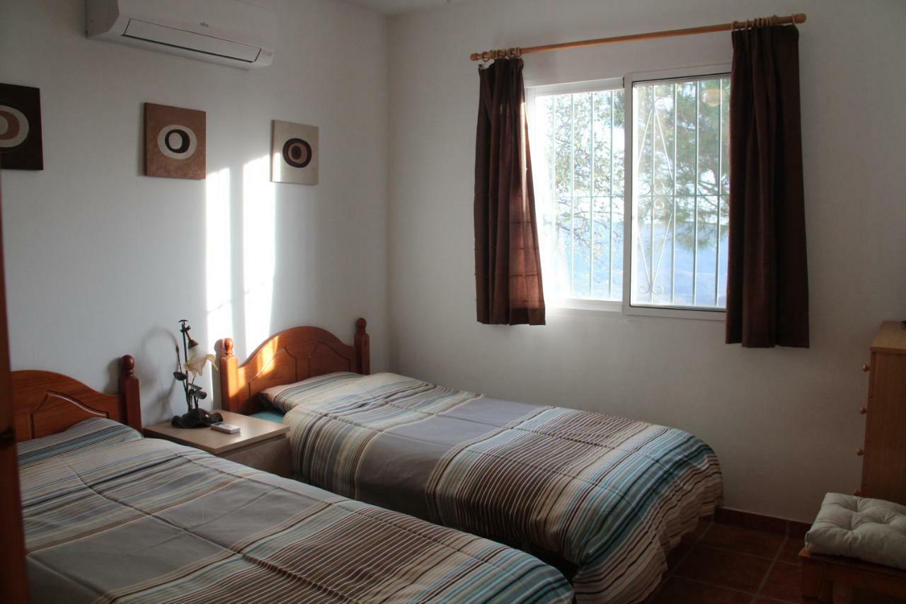 Casa Soleada Holiday Fully Private Villa Канильяс-де-Асеитуно Экстерьер фото
