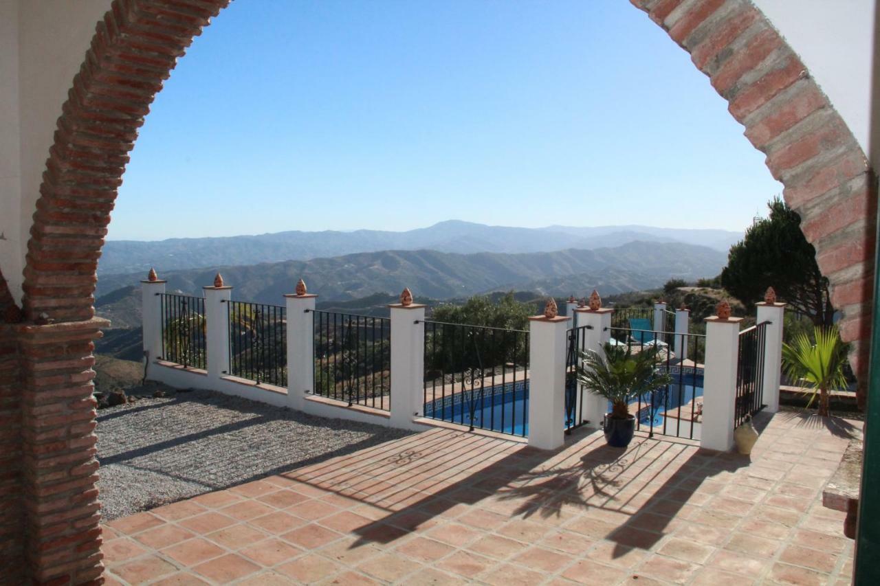 Casa Soleada Holiday Fully Private Villa Канильяс-де-Асеитуно Экстерьер фото